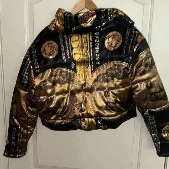 100 Dollar Bill Jacket 🧥 - Picture 5 of 7